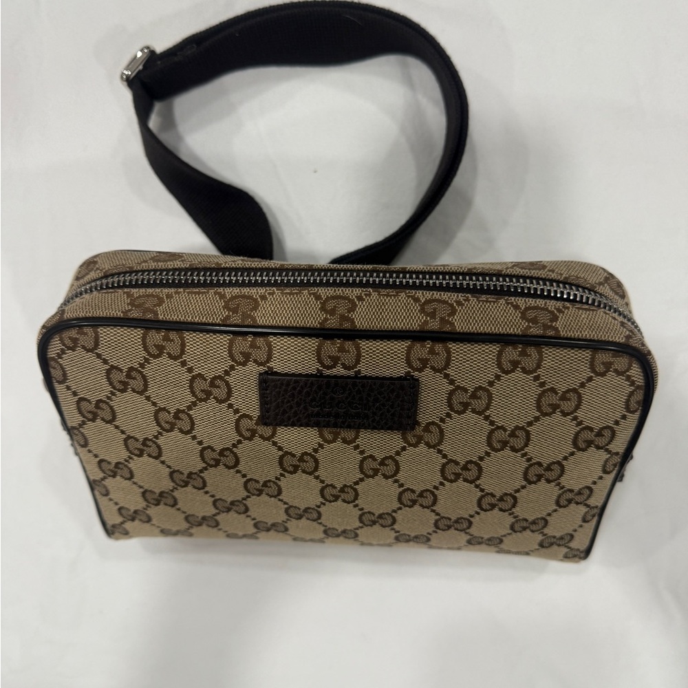 Gucci Beige Monogram belt bag New!!!